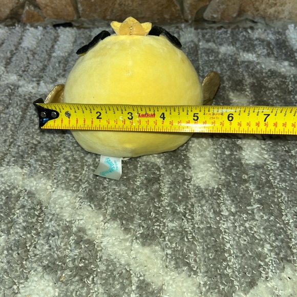 Sunny the Queen Bee Squishmallow - Picture 3 of 5